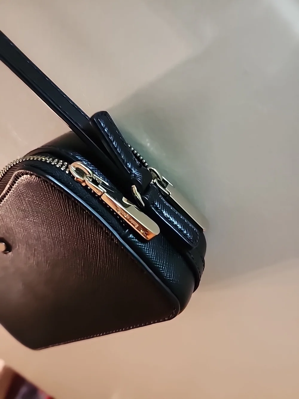 Kate Spade Lauren Black Saffiano Leather Camera Crossbody with Gold Accent - Picture 3 of 13